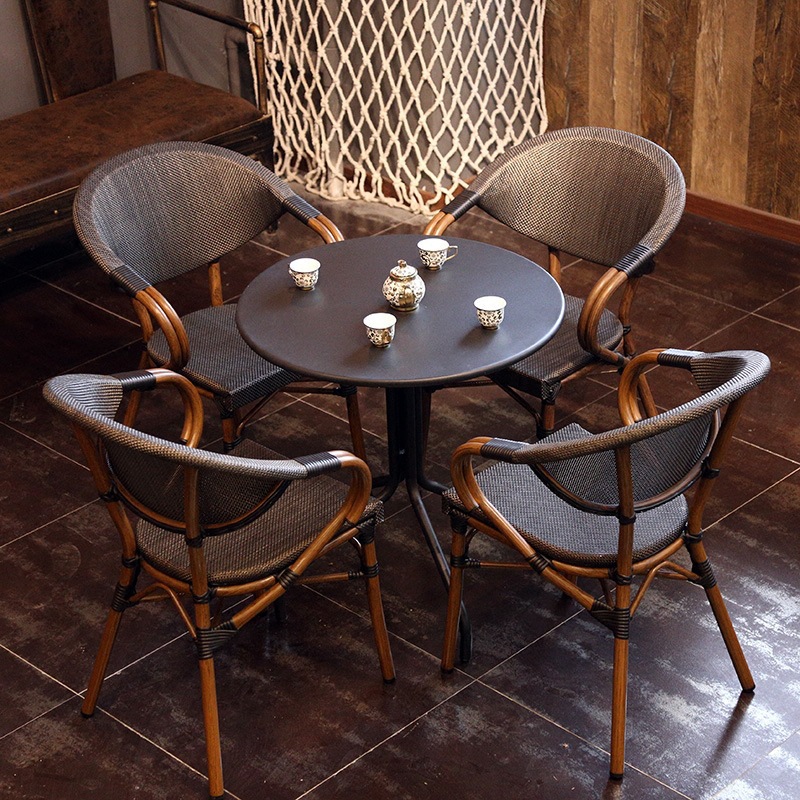 Set Meja dan Kursi Luar Ruanga - Outdoor Furniture Table And Chairs ulasan dan harga